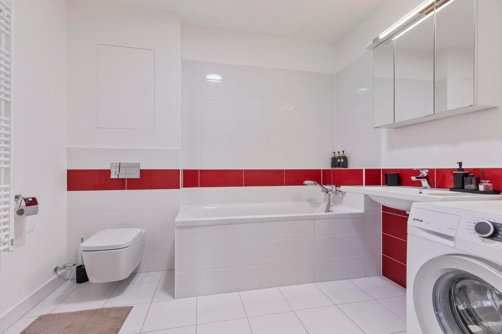 Panorama In Downtown Area With Free Parking And Castle View Appartamento *