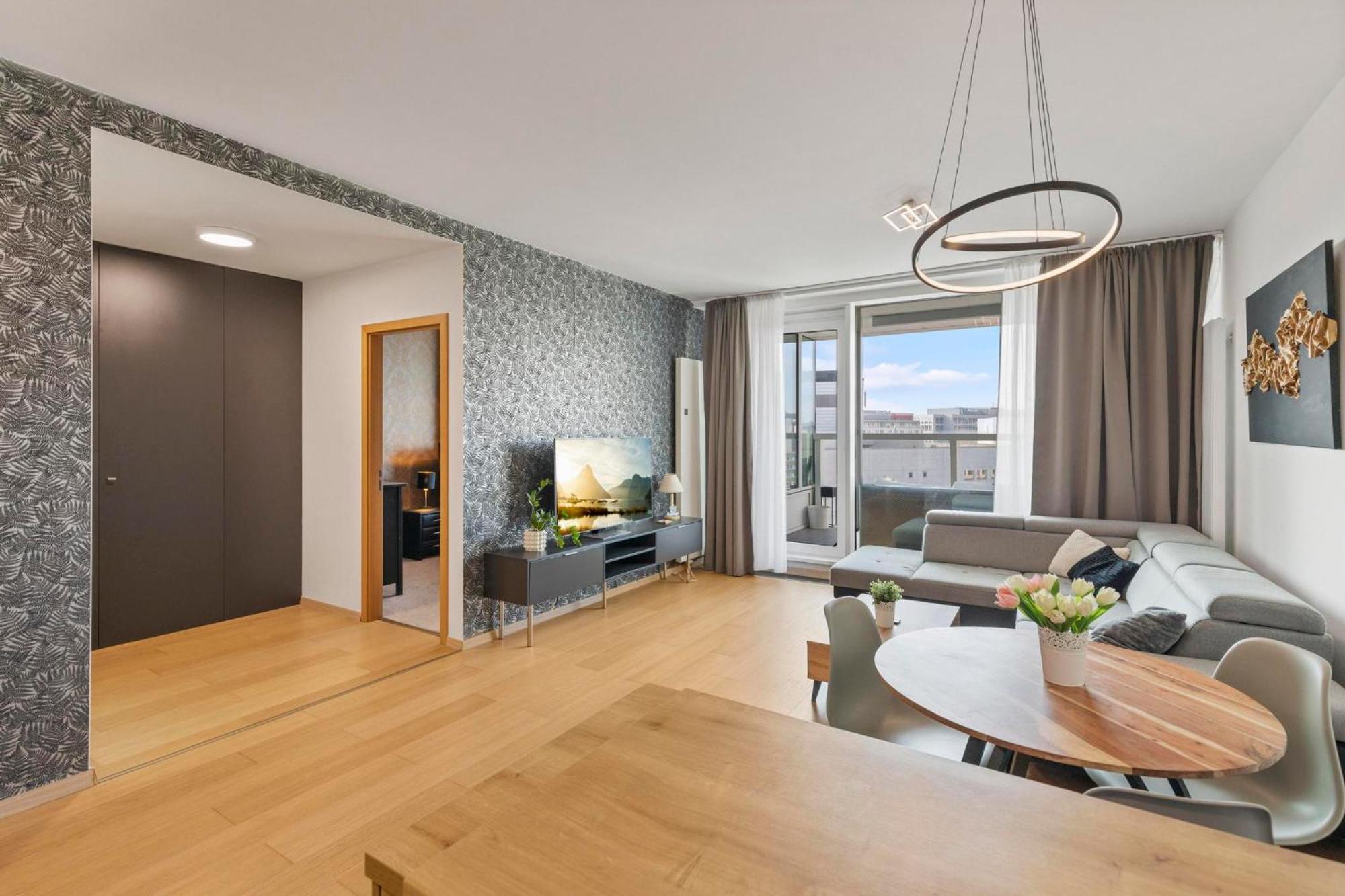 Panorama In Downtown Area With Free Parking And Castle View Appartamento Bratislava